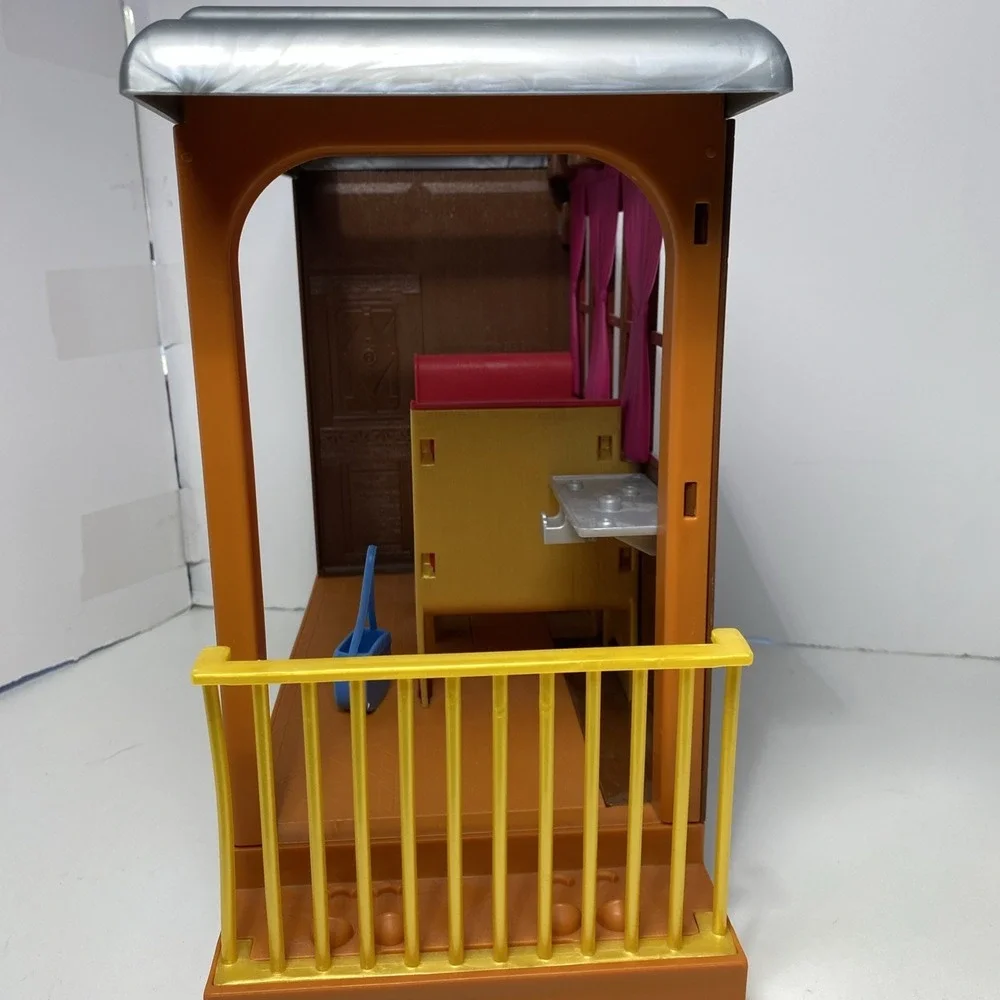 Mattel‎ Spirit Untamed Lucky's Train Home Playset Train And Purse Only